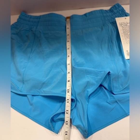 Lululemon Hotty Hot HR Short 2.5 Lined Size 10 NWT - Picture 6 of 14